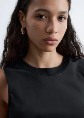 Asymmetrisches Midikleid aus Satin