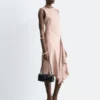 Asymmetrisches Midikleid aus Satin