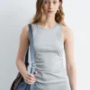 Asymmetrisches Midikleid mit Rüschen