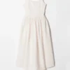 Ausgestelltes Midikleid