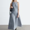 Ausgestelltes Midikleid