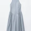 Ausgestelltes Midikleid