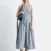 Ausgestelltes Midikleid