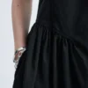 Ausgestelltes Midikleid