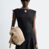 Ausgestelltes Midikleid aus Leinen