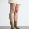 Ballerinas mit gekreuzten Riemen