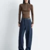 Barrel-Jeans mit weitem Bein
