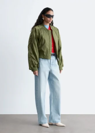 Barrel-Jeans mit weitem Bein