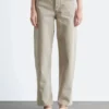 Barrel-Jeans mit weitem Bein