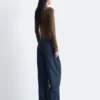 Barrel-Jeans mit weitem Bein