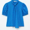 Bedruckte Seiden-Bluse mit Krawattenkragen