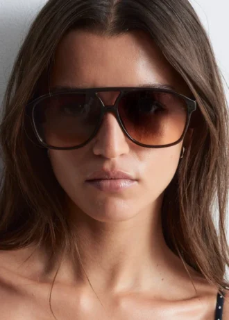 Übergroße Sonnenbrille für Piloten