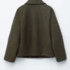 Übergroße Wolljacke