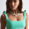 Bikini-Oberteil mit Schleifendetail