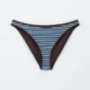 Bikini-Slip mit kontrastfarbenen Borten