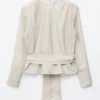 Bluse mit gerafftem Gürtel