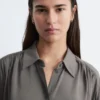 Bluse mit gerafftem Rücken und Bindeband