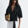 Bluse mit Wickelausschnitt