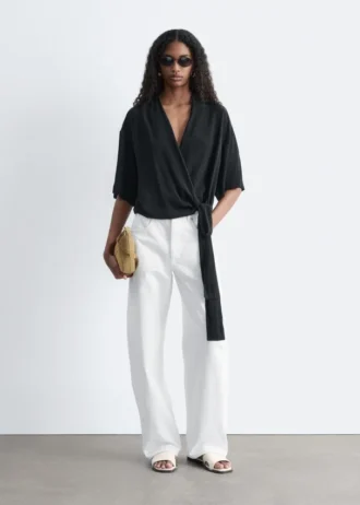 Bluse mit Wickelausschnitt