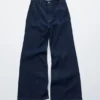 Bootcut-Jeans mit Wickelnähte