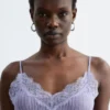 Camisole aus Rippstrick mit Spitze