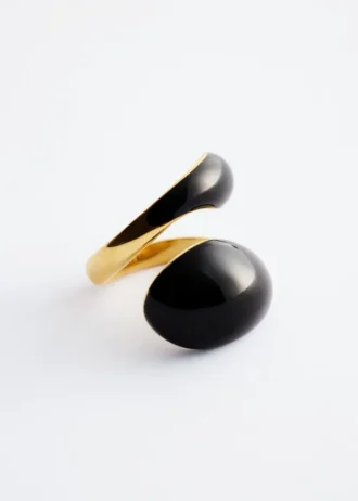 Doppelt gedrehter, skulpturaler Ring