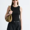 Eng anliegendes Tanktop