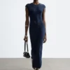 Figurbetontes Maxikleid aus Satin