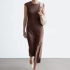Figurbetontes Maxikleid aus Satin