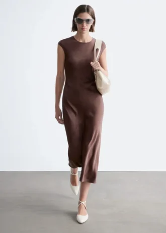 Figurbetontes Maxikleid aus Satin