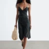Gepunktetes Midikleid
