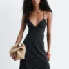 Gepunktetes Midikleid