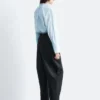 Geraffte Bluse mit Stehkragen