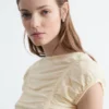 Gerafftes Oberteil mit Flügelärmeln
