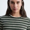 Geripptes T-Shirt