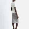 Geripptes T-Shirt