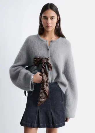 Gestrickter Cardigan aus gebürsteter Mohair-Mischung