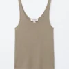 Gestricktes Tanktop mit U-Ausschnitt