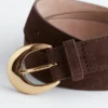 Gürtel mit halbmondförmiger Schnalle