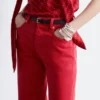 High-Waist-Jeans mit schmal zulaufendem Bein