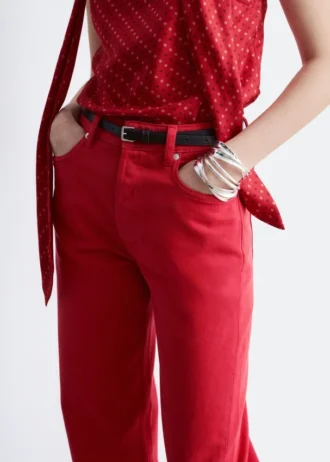 High-Waist-Jeans mit schmal zulaufendem Bein