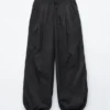 Hose mit Kordelzug und weitem Bein