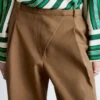 Hosen mit weitem Bein