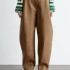 Hosen mit weitem Bein