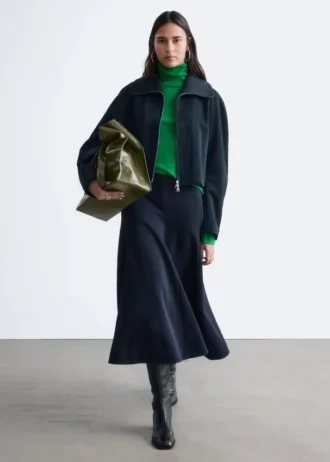 Jacke mit skulpturalen Ärmeln