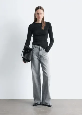 Jeans mit Nieten und Wide-Leg-Jeans
