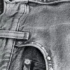 Jeans mit Nieten und Wide-Leg-Jeans