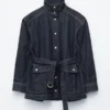 Jeansjacke mit Bindegürtel