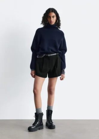 Kastenförmiger Rollkragenpullover
