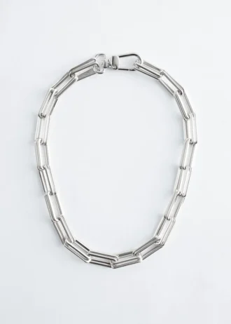 Kette mit groben Gliedern
